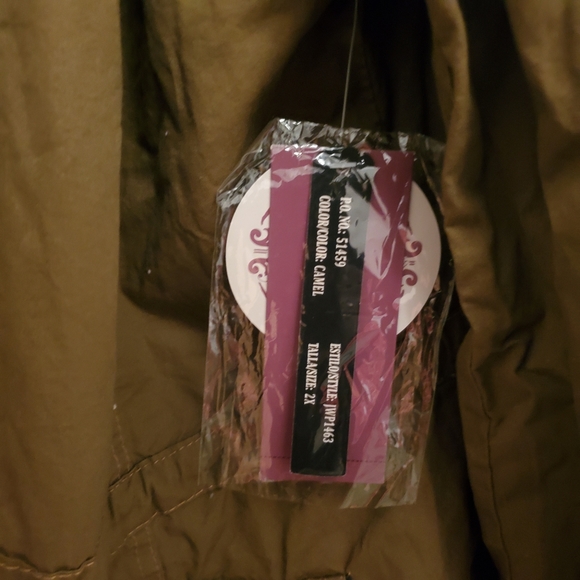 🆕️ Royalty For Me Cotton Twill Jacket w/ Hood - Picture 7 of 10